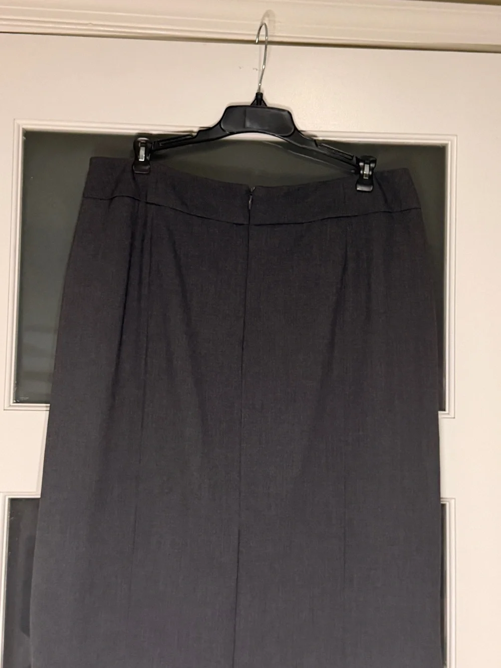 Calvin Klein Women’s Gray 2-Piece Skirt Suit Size 12 – NWOT